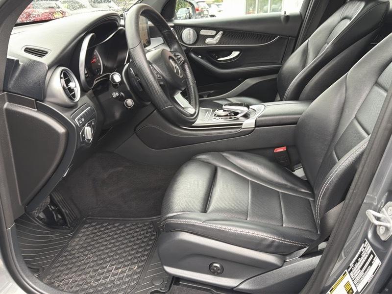 Mercedes-Benz GLC-Class GLC300 4MATIC 2018
