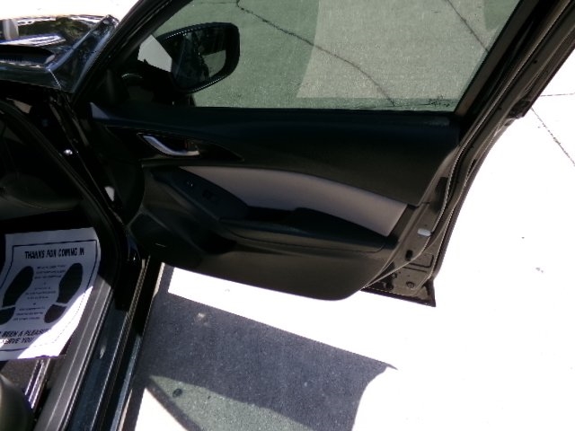 Mazda MAZDA3 5dr HB Auto i Touring 2016 Mazda MAZDA3 5dr HB Auto i Touring 2016