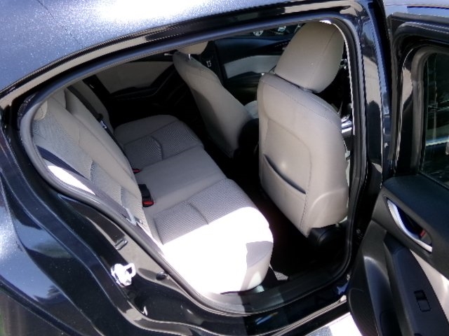 Mazda MAZDA3 5dr HB Auto i Touring 2016 Mazda MAZDA3 5dr HB Auto i Touring 2016