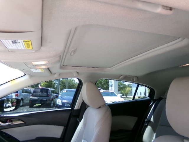 Mazda MAZDA3 5dr HB Auto i Touring 2016 Mazda MAZDA3 5dr HB Auto i Touring 2016