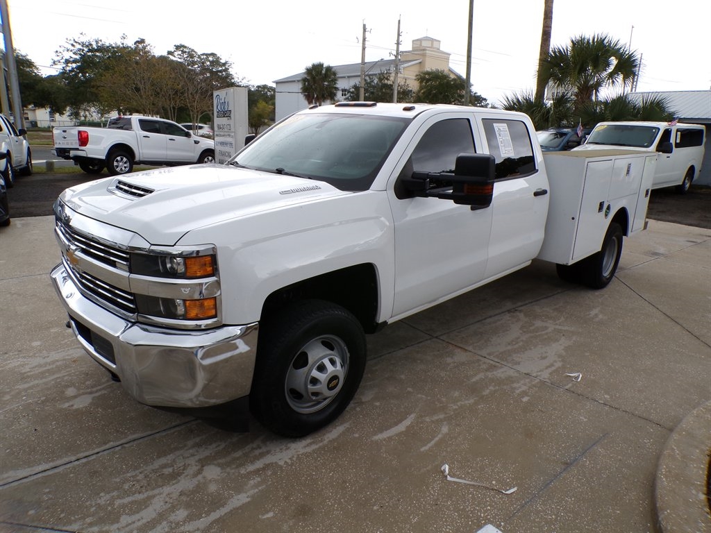Chevrolet Silverado 3500HD 4WD Crew Cab 171.5" WB, 59.06" CA WT 2018 Chevrolet Silverado 3500HD 4WD Crew Cab 171.5" WB, 59.06" CA WT 2018