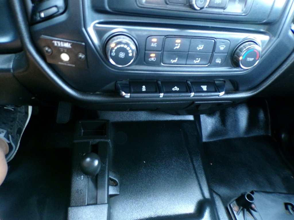 Chevrolet Silverado 3500HD 4WD Crew Cab 171.5" WB, 59.06" CA WT 2018 Chevrolet Silverado 3500HD 4WD Crew Cab 171.5" WB, 59.06" CA WT 2018