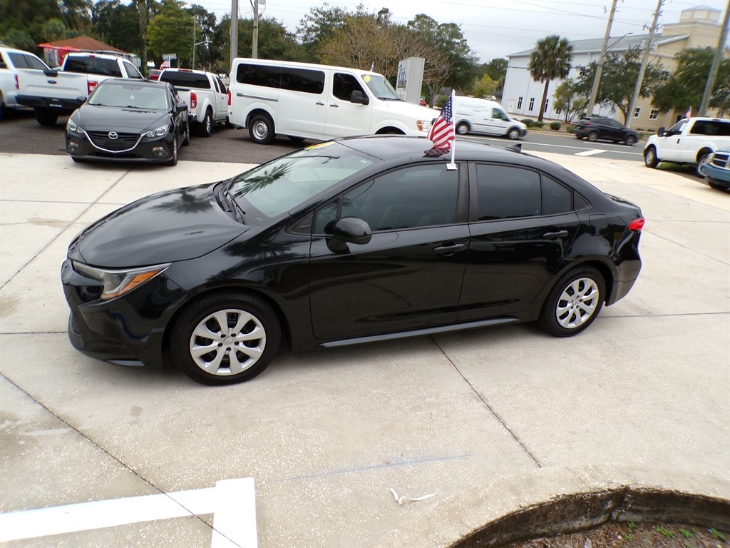 Toyota Corolla LE CVT (Natl) 2022 Toyota Corolla LE CVT (Natl) 2022