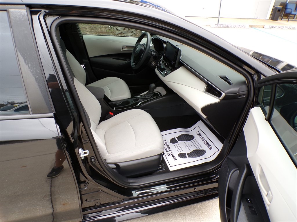 Toyota Corolla LE CVT (Natl) 2022 Toyota Corolla LE CVT (Natl) 2022