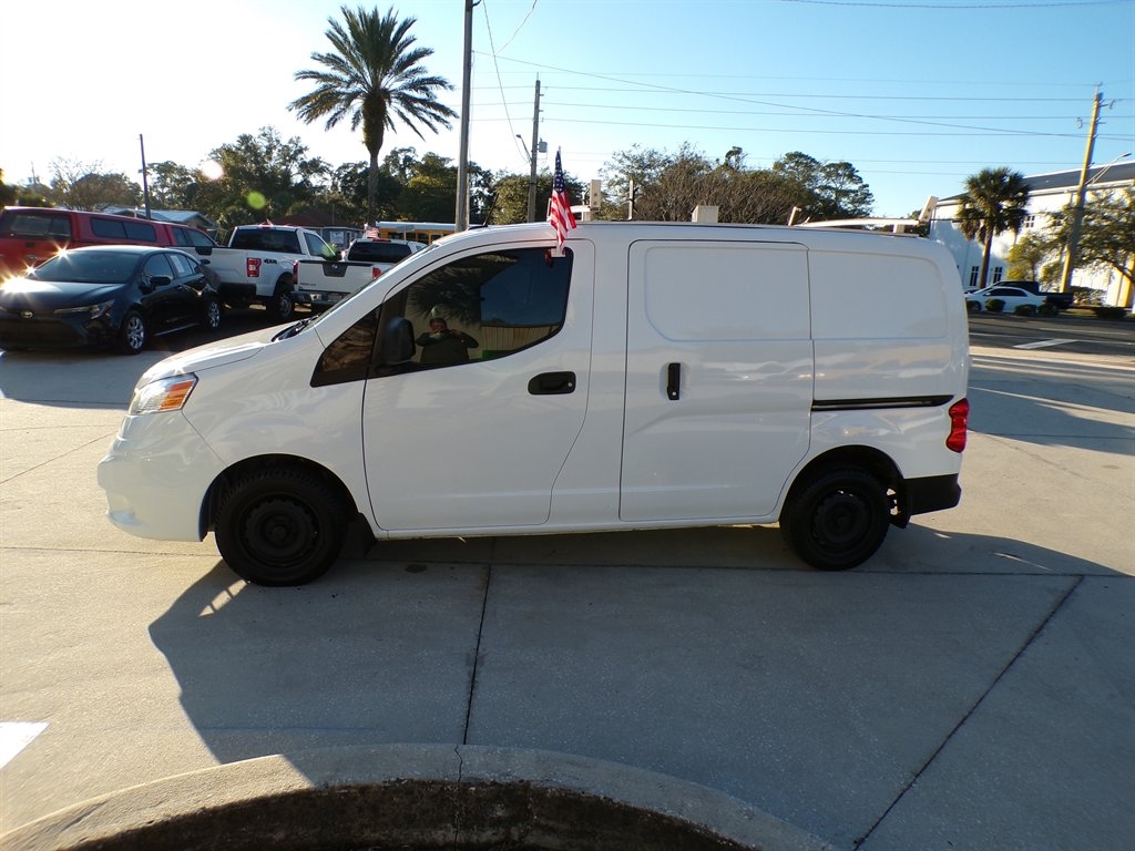 Nissan NV200 Compact Cargo I4 S 2020