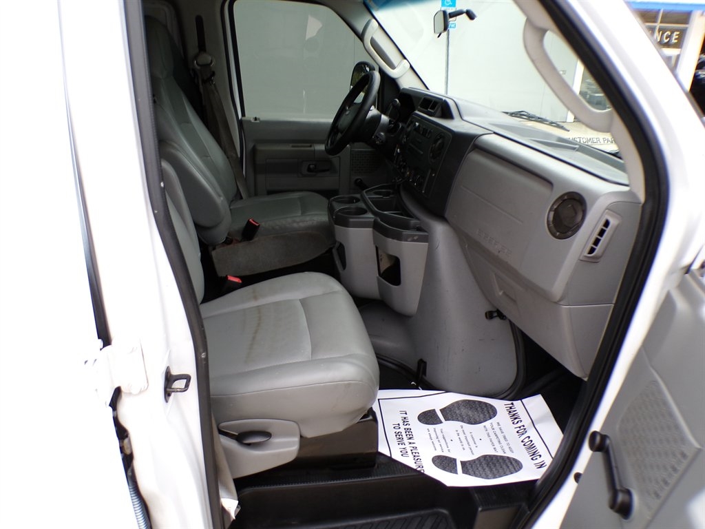 Ford Econoline Cargo Van E-150 Recreational 2013