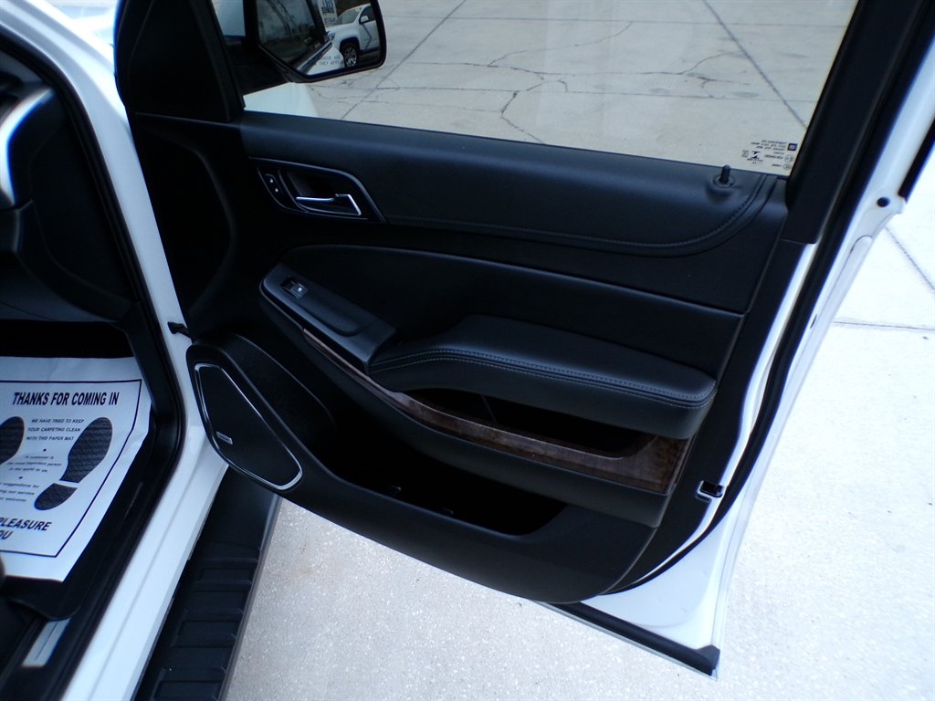 Chevrolet Tahoe 4WD 4dr LS 2020