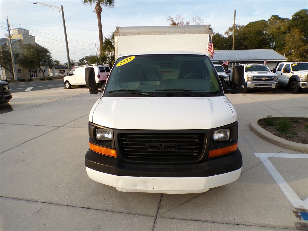 GMC Savana Cutaway 139" WB 9E9 SRW 2008