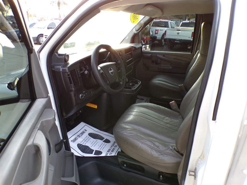 GMC Savana Cutaway 139" WB 9E9 SRW 2008