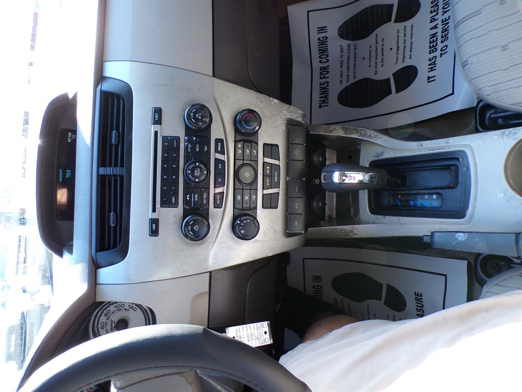 Ford Focus 4dr Sdn SE 2009