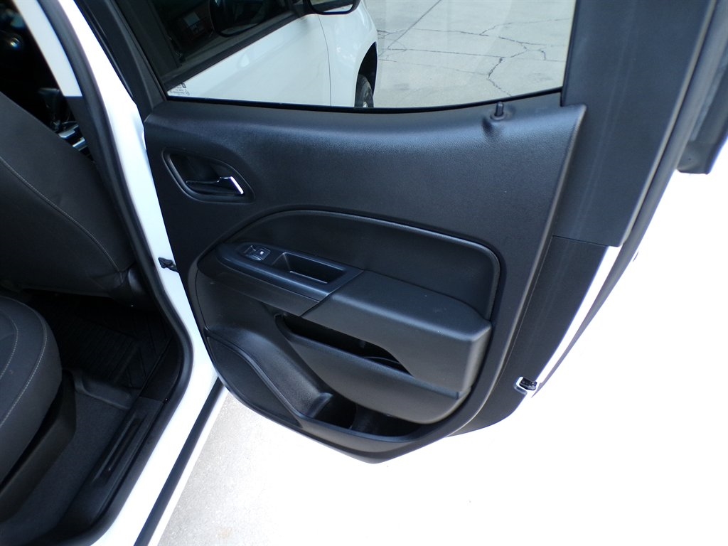 Chevrolet Colorado 2WD Crew Cab 128" LT 2021