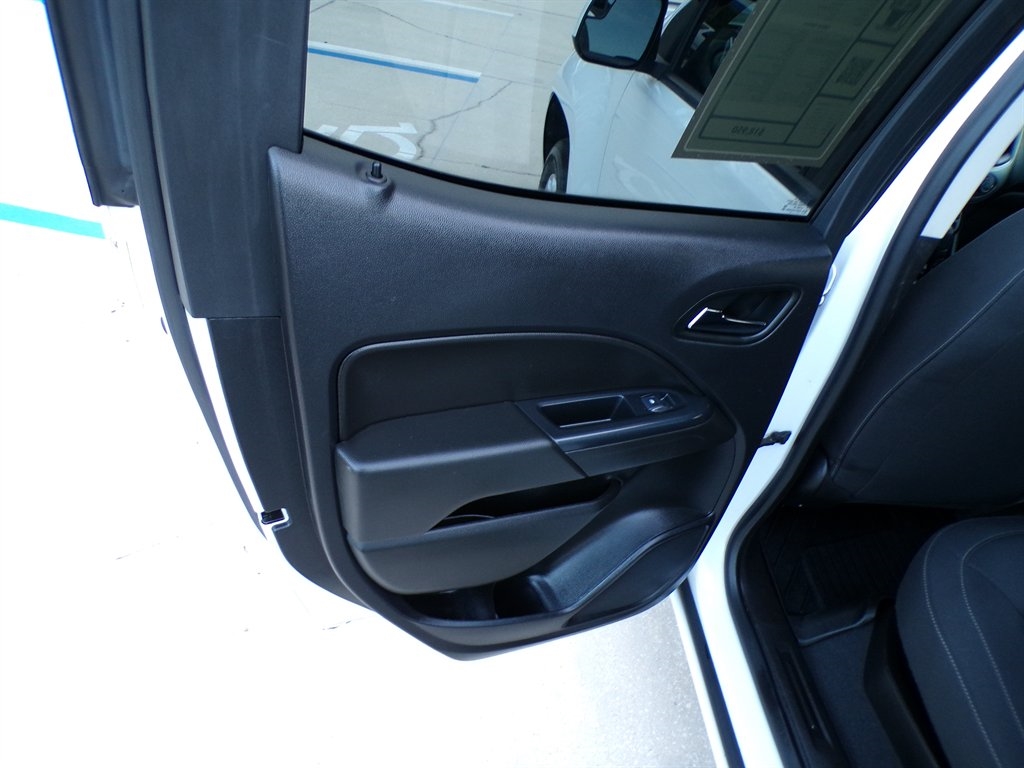 Chevrolet Colorado 2WD Crew Cab 128" LT 2021