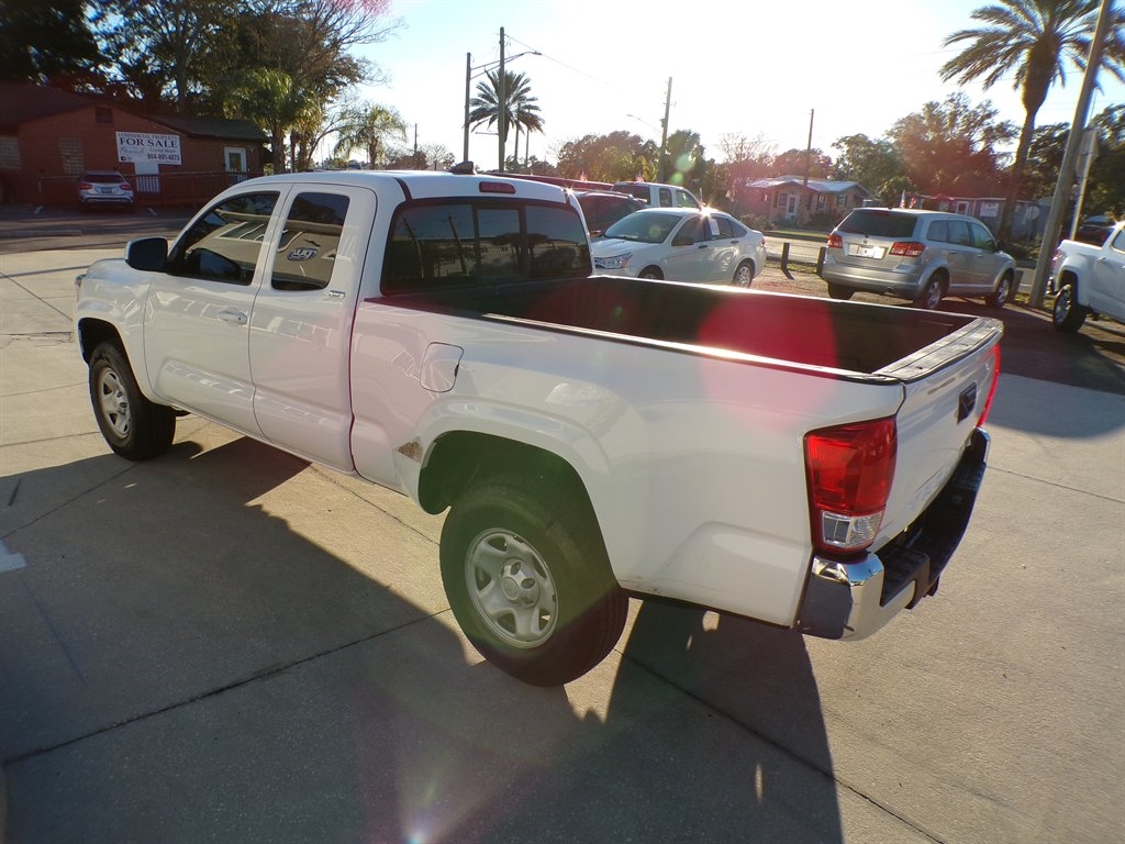 Toyota Tacoma 2WD Access Cab V6 AT SR5 (Natl) 2016