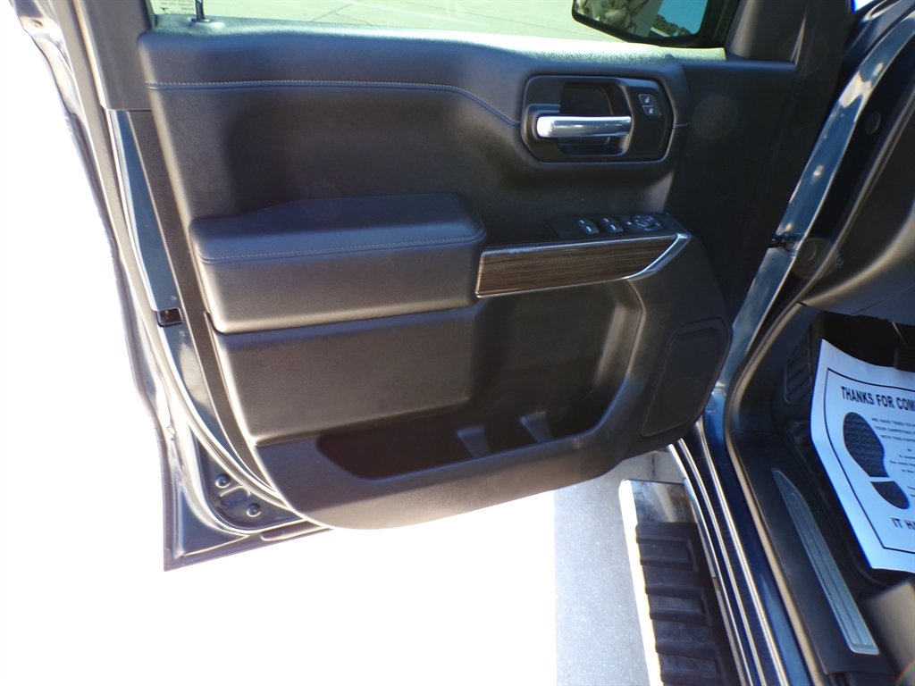 Chevrolet Silverado 1500 4WD Crew Cab 147" LT 2020