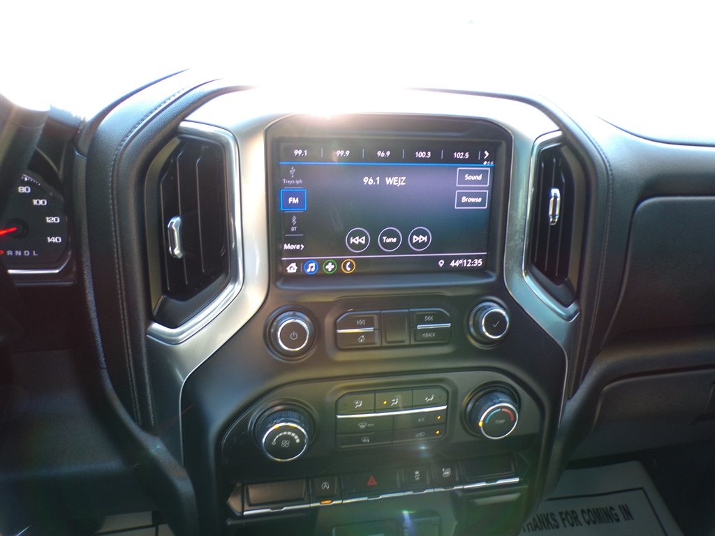 Chevrolet Silverado 1500 4WD Crew Cab 147" LT 2020