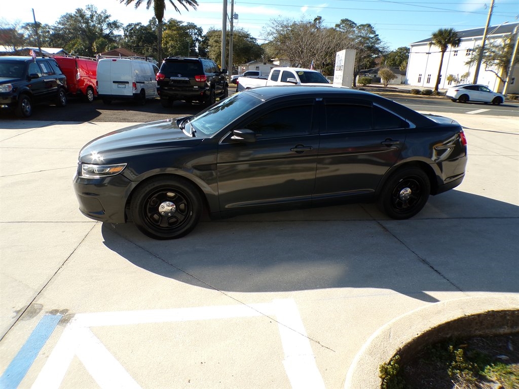Ford Sedan Police Interceptor 4dr Sdn AWD 2016