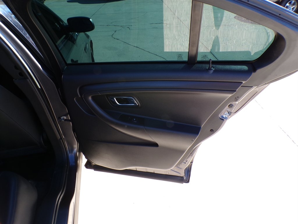 Ford Sedan Police Interceptor 4dr Sdn AWD 2016