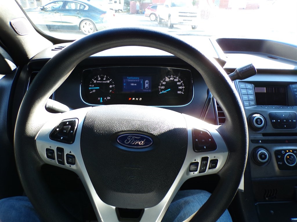 Ford Sedan Police Interceptor 4dr Sdn AWD 2016