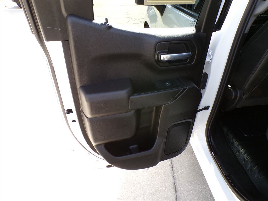 Chevrolet Silverado 1500 2WD Double Cab 147" Work Truck 2023