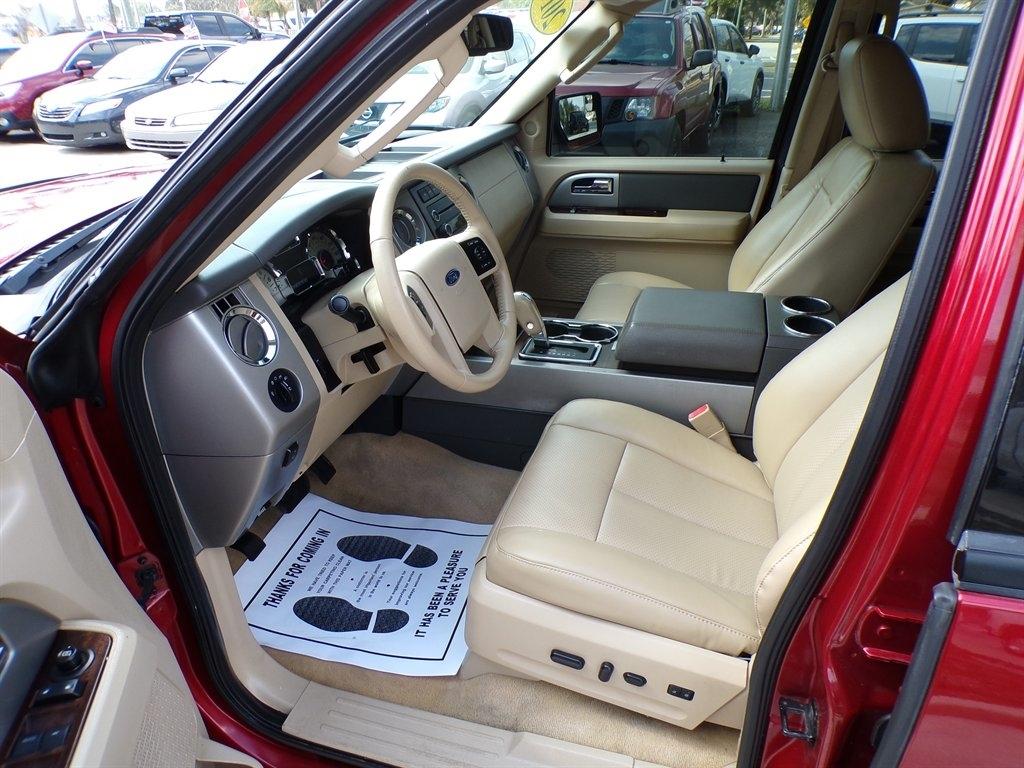 Ford Expedition EL 4WD 4dr King Ranch 2014