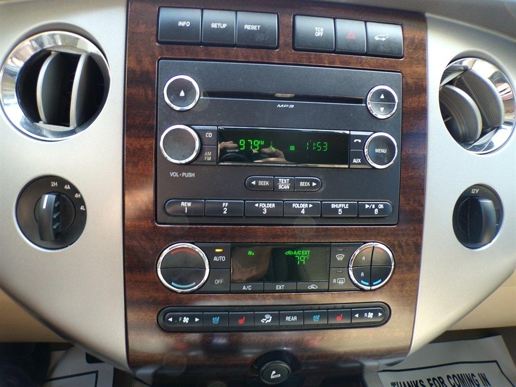 Ford Expedition EL 4WD 4dr King Ranch 2014