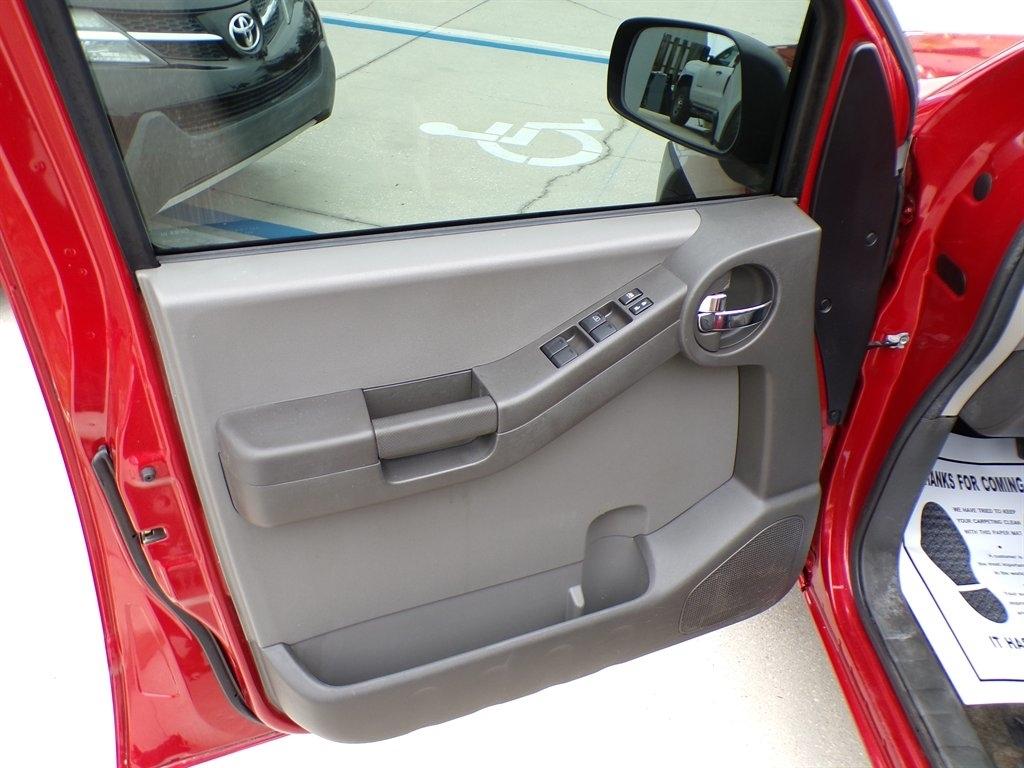 Nissan Xterra 2WD 4dr Auto X 2011