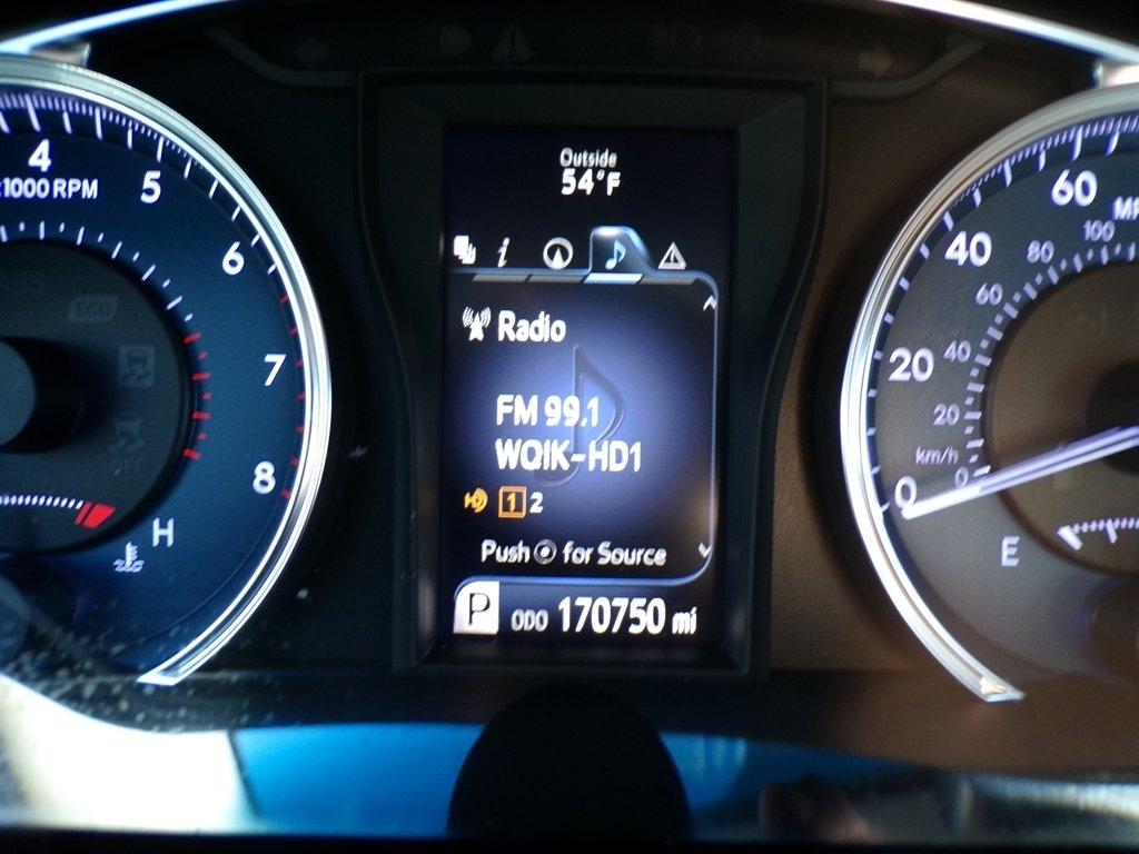 Toyota Camry XLE Auto (Natl) 2017