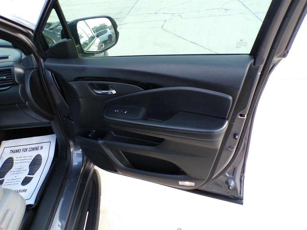 Honda Passport Touring FWD 2019