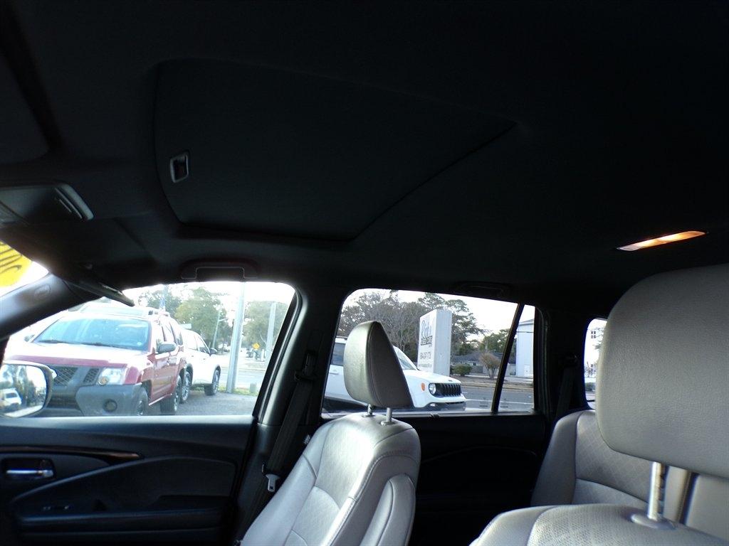 Honda Passport Touring FWD 2019