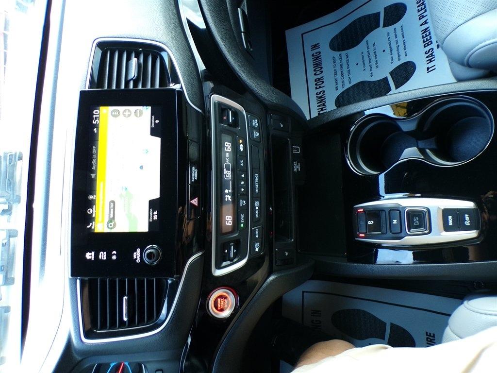 Honda Passport Touring FWD 2019