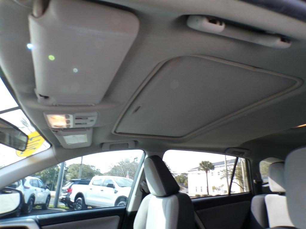 Toyota RAV4 FWD 4dr XLE (Natl) 2014