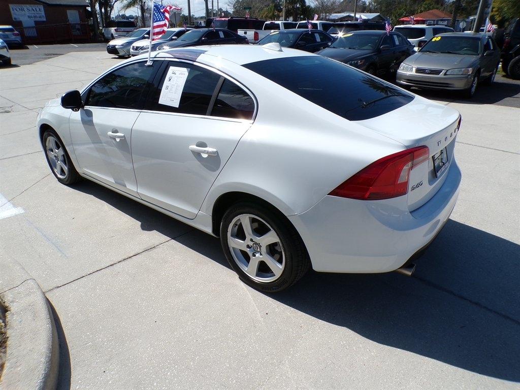 Volvo S60 4dr Sdn T5 AWD 2013