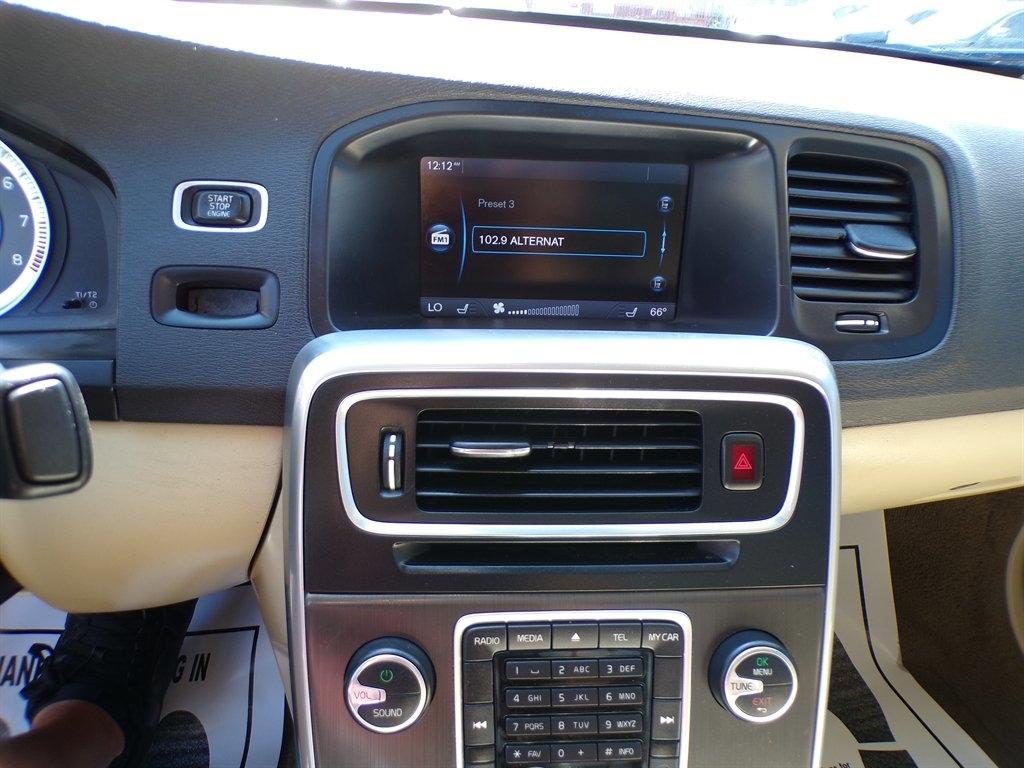 Volvo S60 4dr Sdn T5 AWD 2013