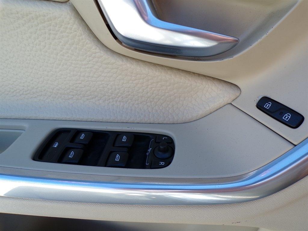 Volvo S60 4dr Sdn T5 AWD 2013