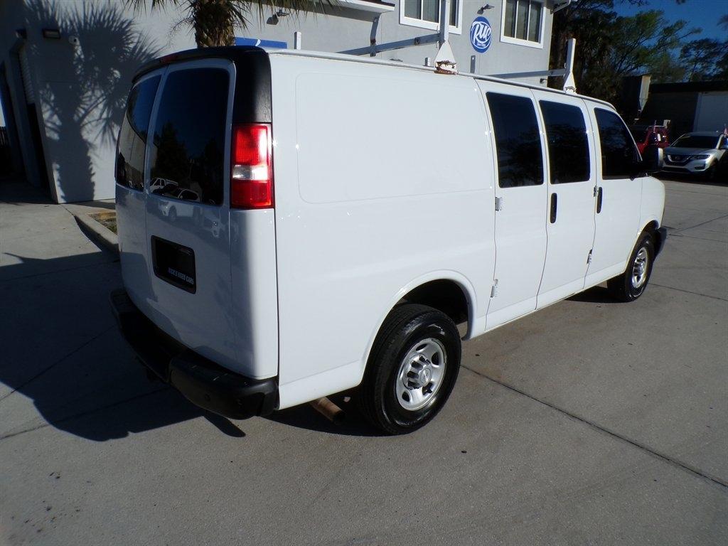Chevrolet Express Cargo Van RWD 2500 135" 2018