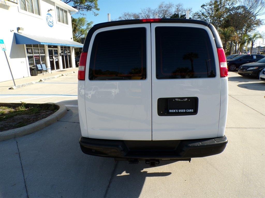 Chevrolet Express Cargo Van RWD 2500 135" 2018