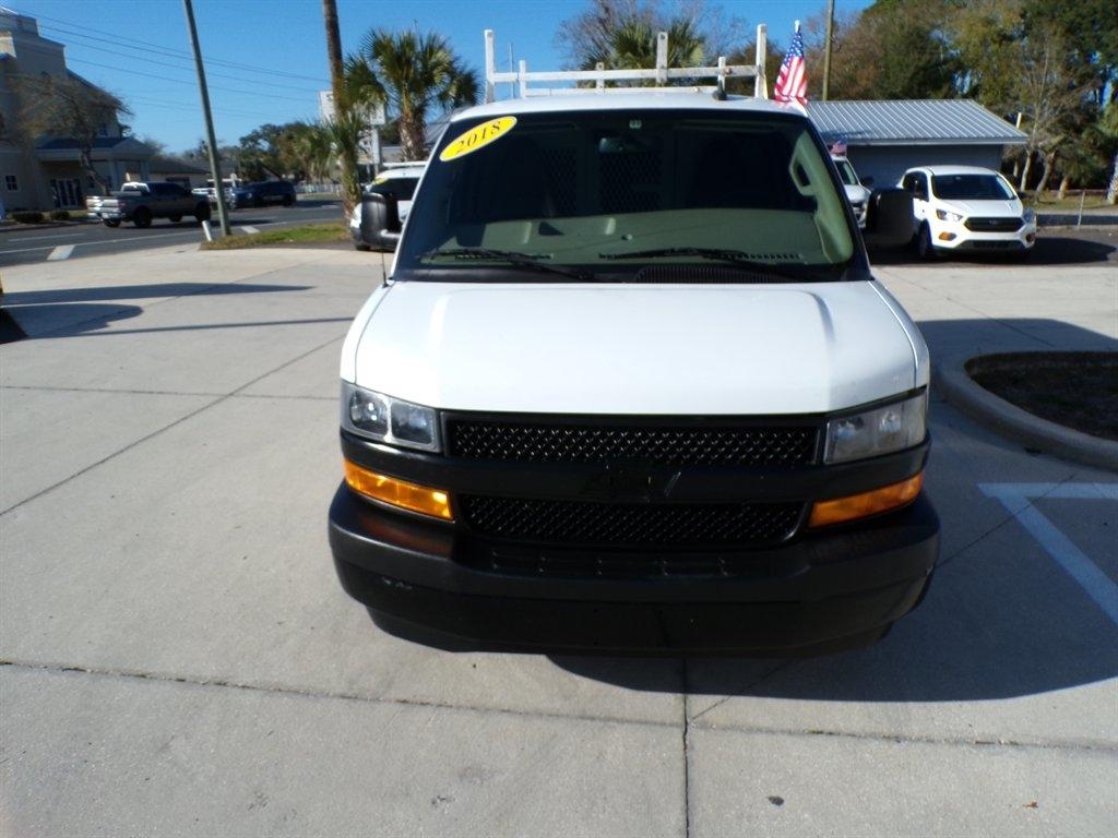 Chevrolet Express Cargo Van RWD 2500 135" 2018