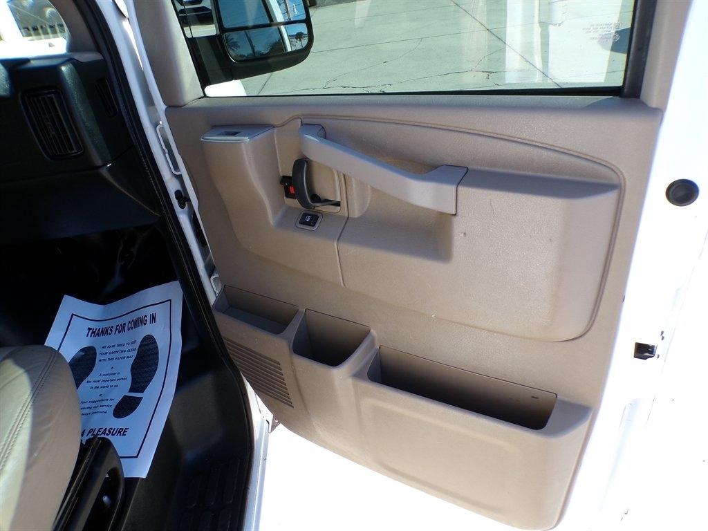 Chevrolet Express Cargo Van RWD 2500 135" 2018