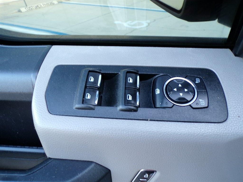 Ford F-150 XL 4WD SuperCrew 5.5' Box 2019