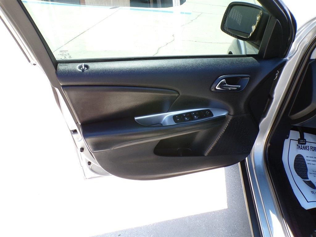 Dodge Journey FWD 4dr SXT 2015