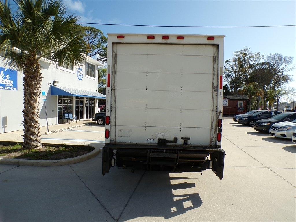 Isuzu W4S042 NPR HD DSL REG 109" WB 14500 GVWR AT OBT AIR PWL 2006