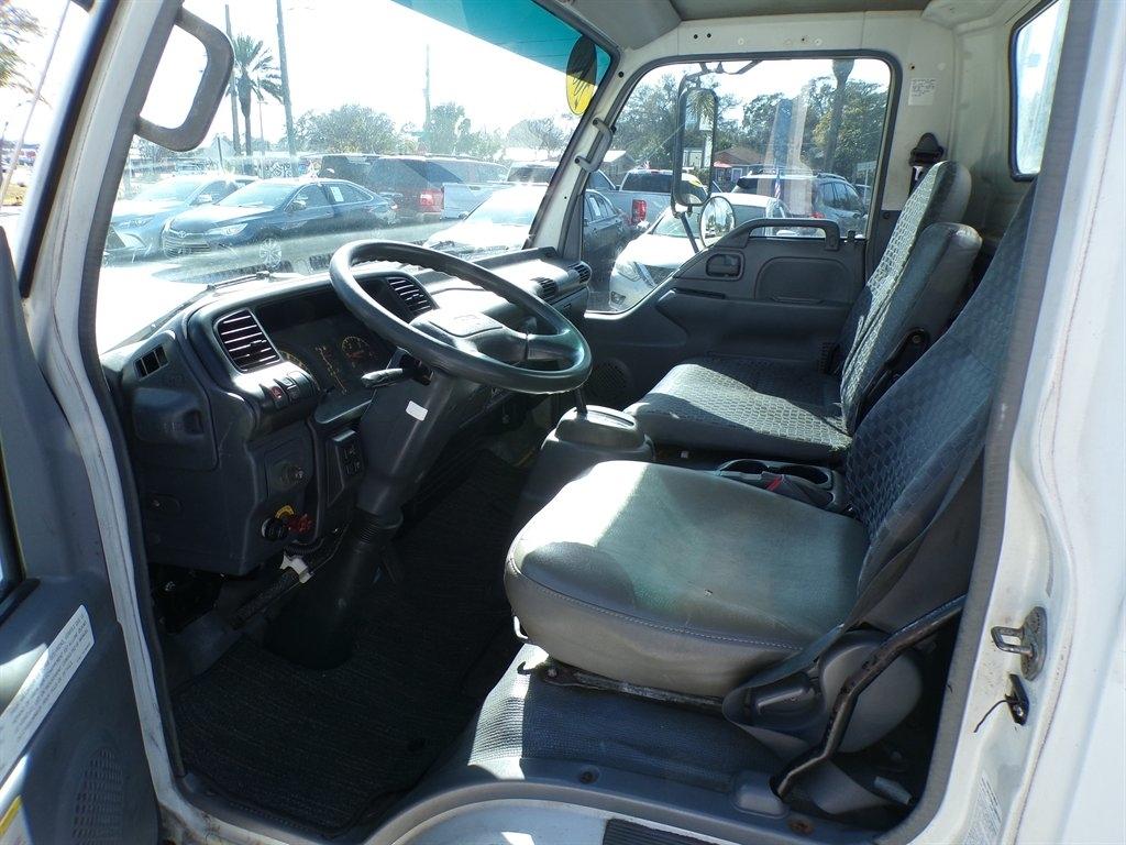 Isuzu W4S042 NPR HD DSL REG 109" WB 14500 GVWR AT OBT AIR PWL 2006