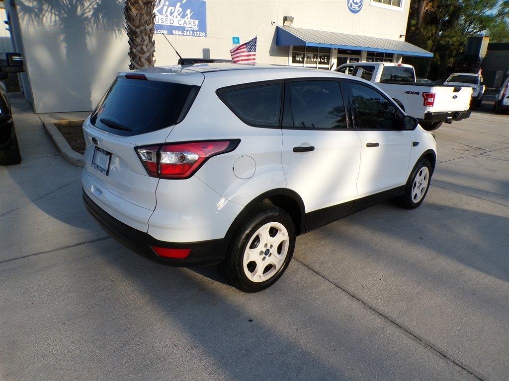 Ford Escape S FWD 2018