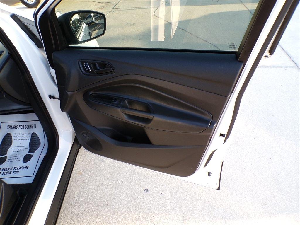 Ford Escape S FWD 2018