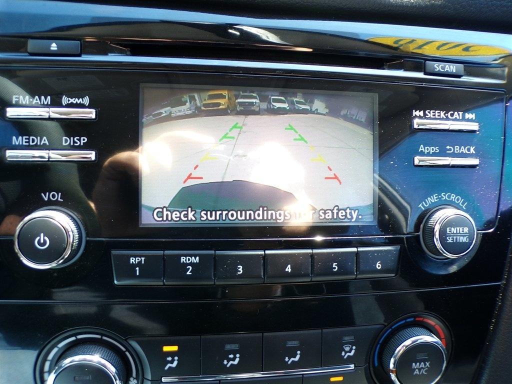 Nissan Rogue FWD 4dr SV 2016