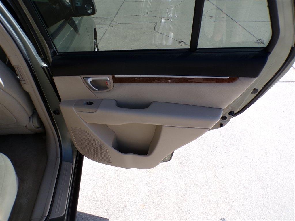 Hyundai Santa Fe FWD 4dr Auto SE 2009