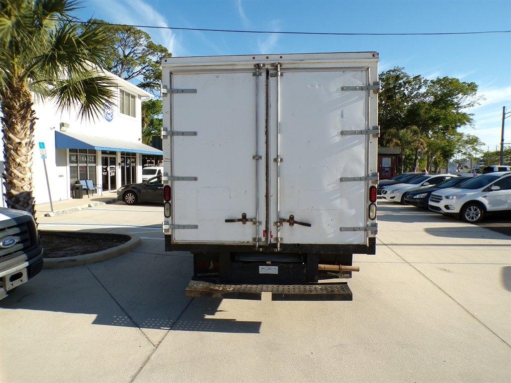 Ford Econoline Commercial Cutaway E-350 Super Duty 138" 5-Spd SRW 2012