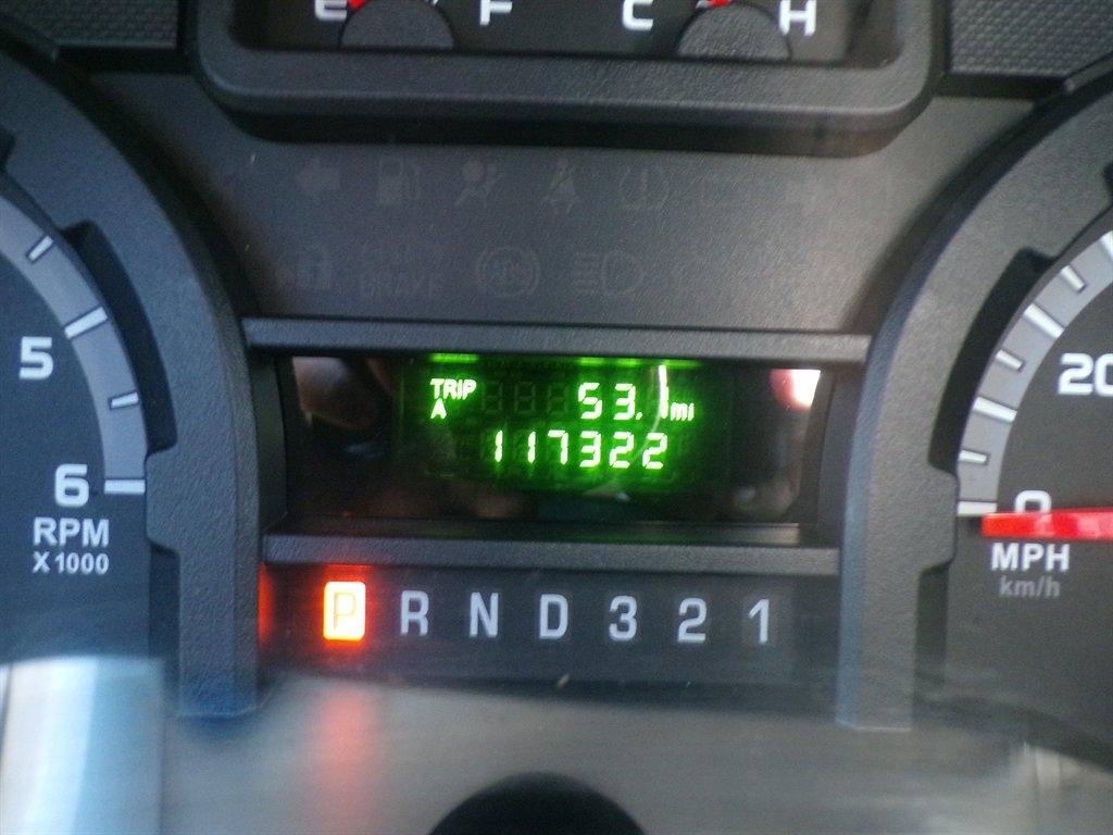 Ford Econoline Commercial Cutaway E-350 Super Duty 138" 5-Spd SRW 2012