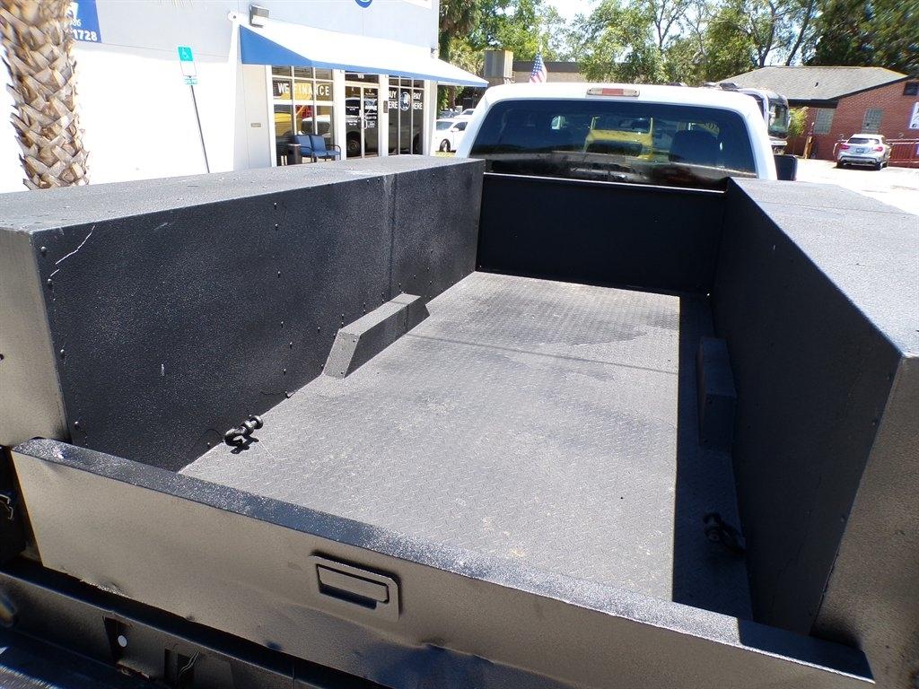 Ford Super Duty F-350 DRW 4WD Crew Cab 176" WB 60" CA XL 2014