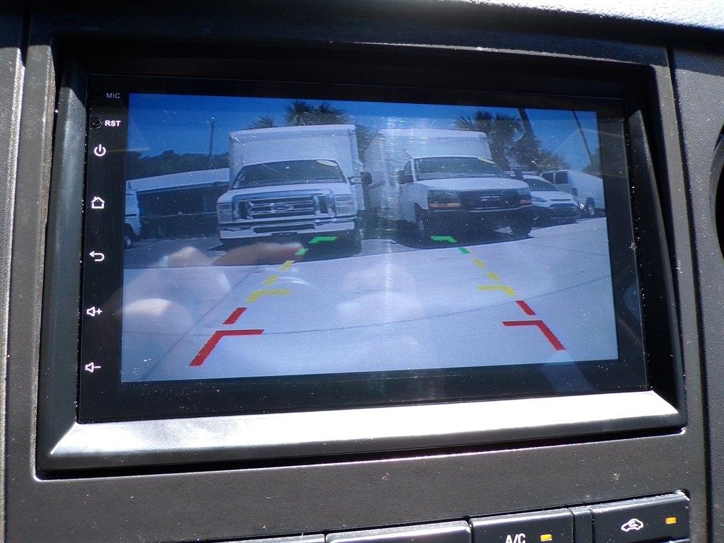 Ford Super Duty F-350 DRW 4WD Crew Cab 176" WB 60" CA XL 2014